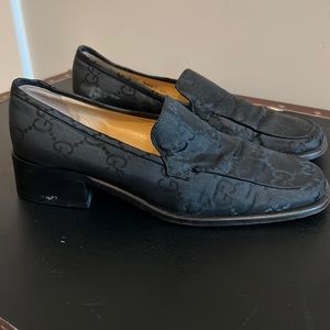 Gucci black canvas GG logo loafer